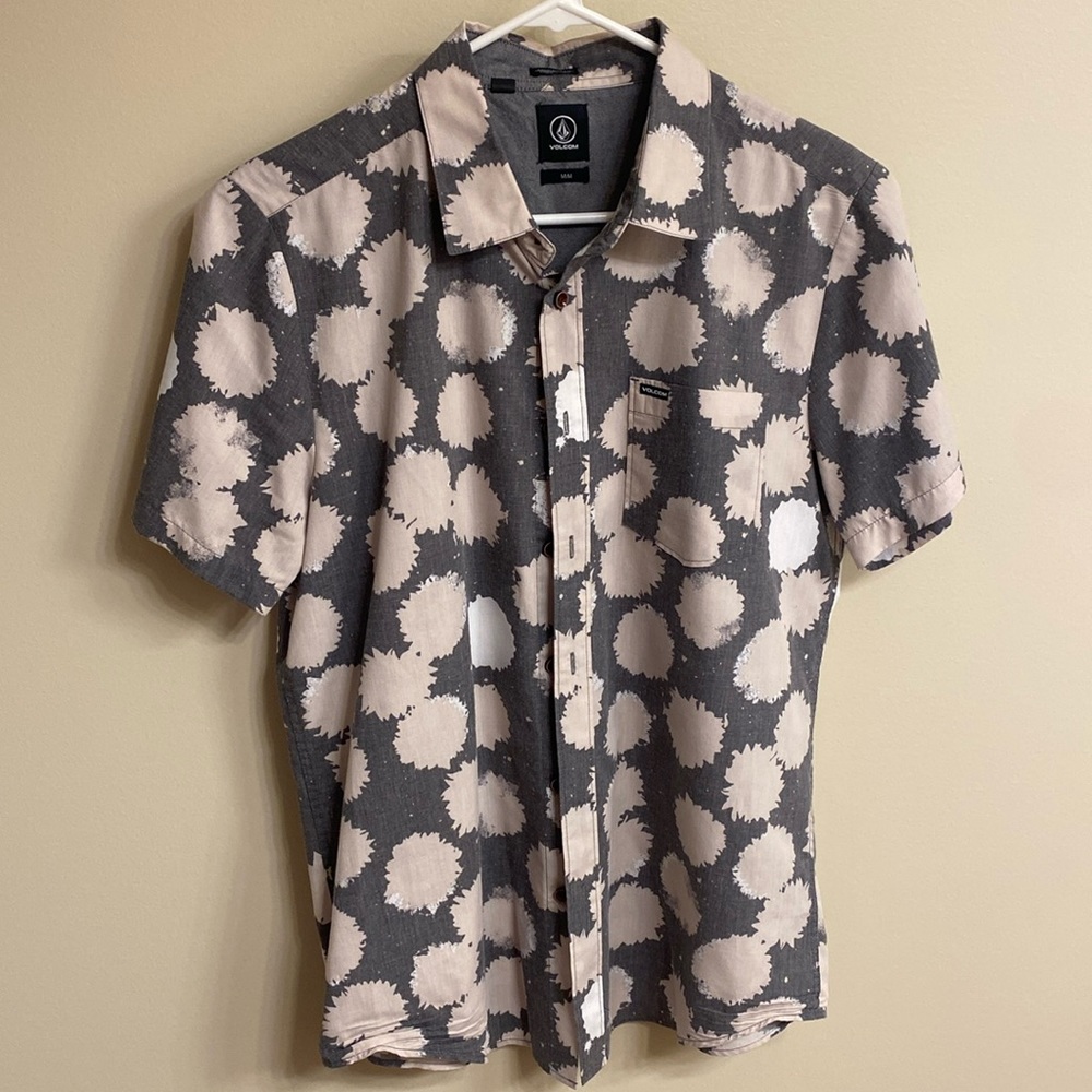 Men’s dress shirt